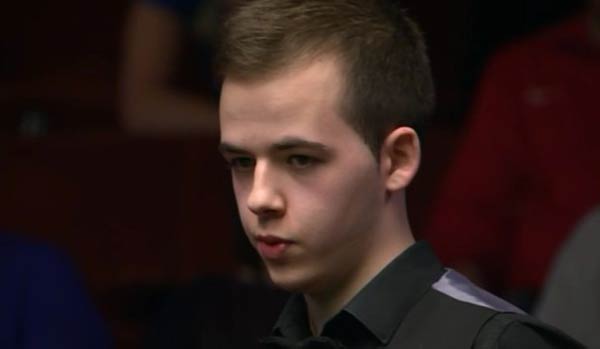 业发展受到 业发展受到